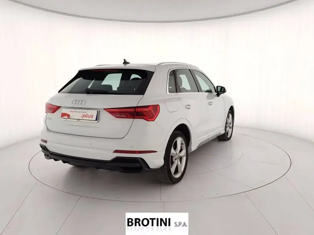 Usata Audi Q3 S-Line 150 CV (110 kW) 2018 Bianco SUV