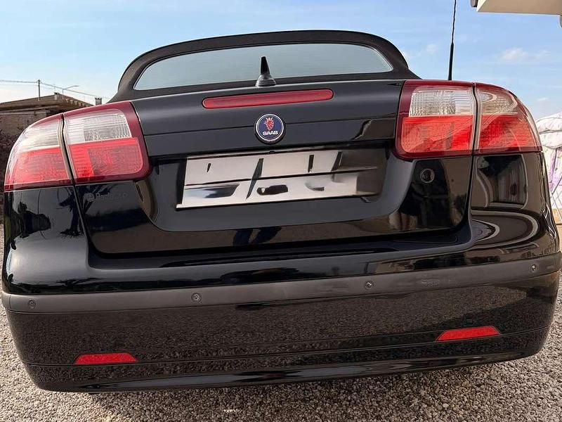 Usata Saab 9-3 Cabriolet Vector 150 CV (110 kW) 2006 Nero Cabrio