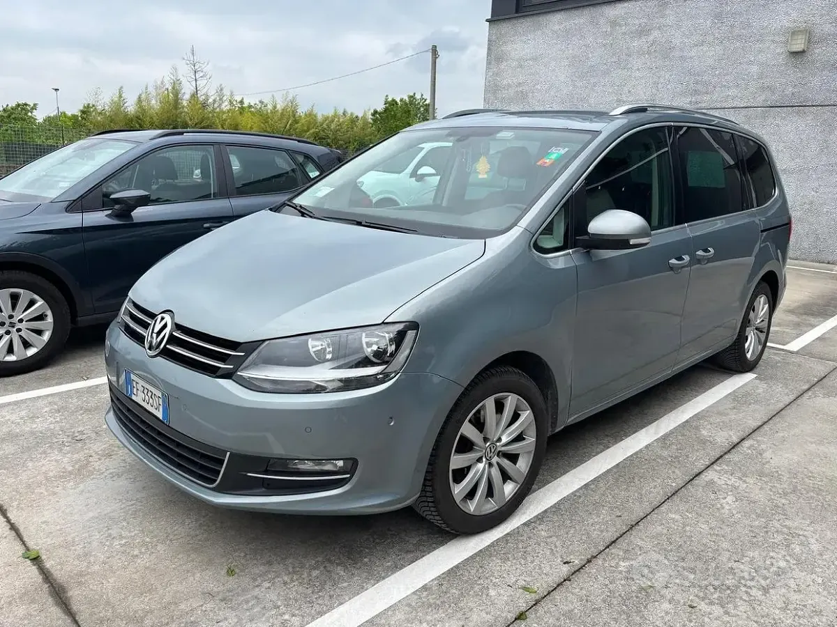 Usata VW Sharan Highline 170 CV (125 kW) 2011 Grigio Monovolume