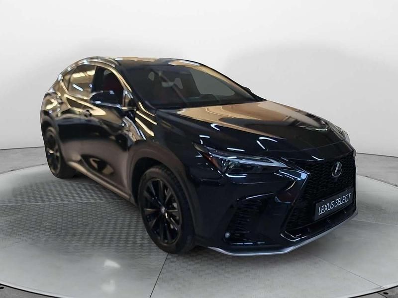 Usata Lexus NX300 Sport Line 309 CV (227 kW) 2024 Nero SUV