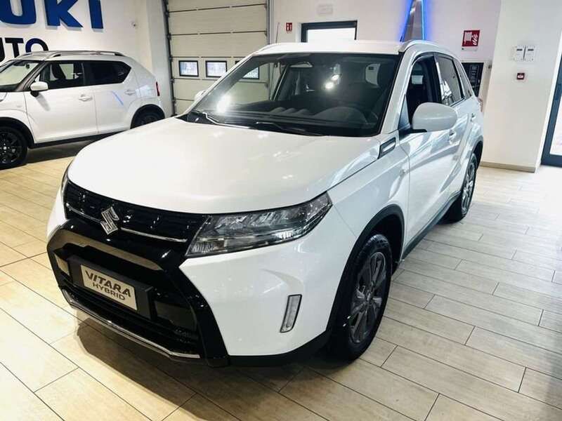 Other Nuova 2025 Suzuki Vitara Cool SUV | 20.490 € (Super prezzo) - Immagine 1/1