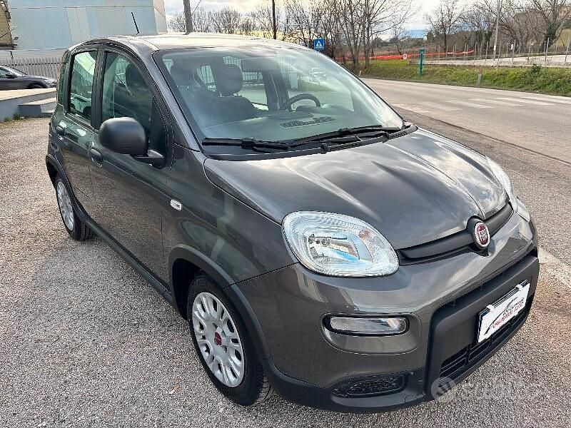 Usata Fiat Panda S 69 CV (50 kW) 2023 Grigio Utilitaria