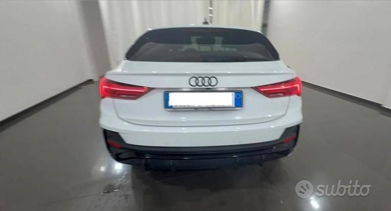 Usata Audi Q3 Comfort 150 CV (110 kW) 2024 Bianco SUV