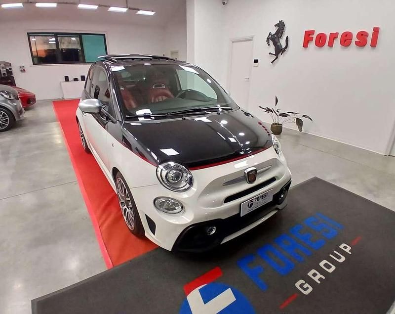 Usata Abarth 595 Turismo 165 CV (121 kW) 2020 Bianco/nero Utilitaria