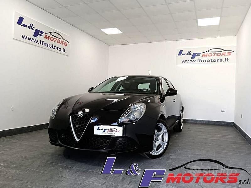 Usata Alfa Romeo Giulietta Business 120 CV (88 kW) 2016 Nero Utilitaria