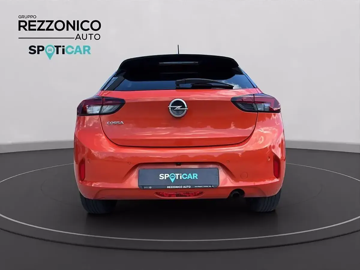 Usata Opel Corsa S 75 CV (55 kW) 2023 Arancione pastello Utilitaria