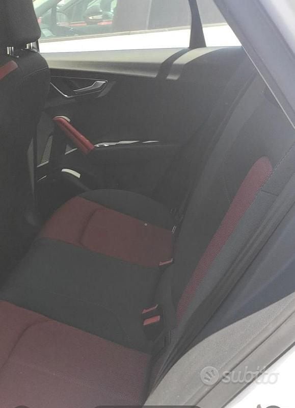 Usata Audi Q2 Advanced 116 CV (85 kW) 2017 Bianco SUV