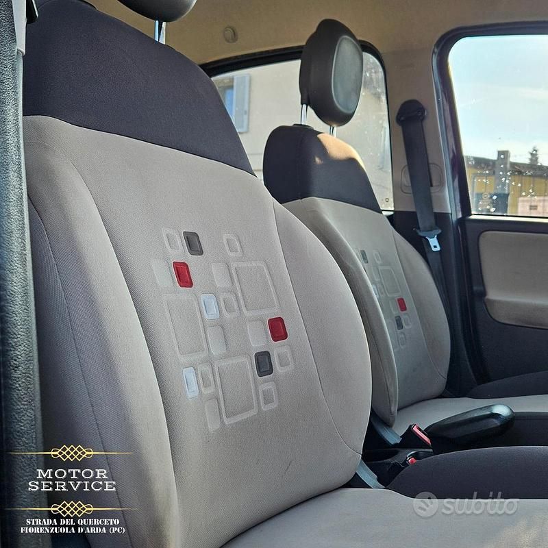 Usata Fiat Panda 69 CV (50 kW) 2014 Viola Berlina