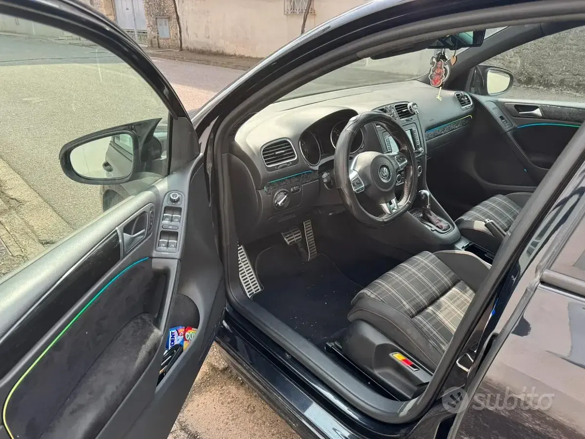 Usata VW Golf VI GTI 210 CV (154 kW) 2009 Nero Utilitaria