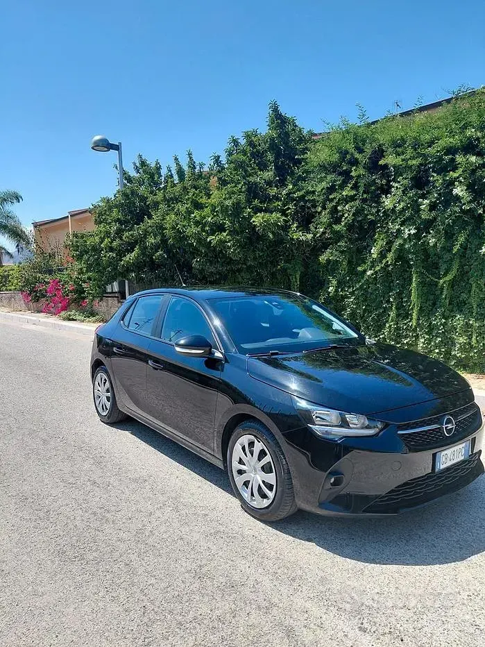 Usata Opel Corsa GS Line 102 CV (75 kW) 2020 Nero Utilitaria