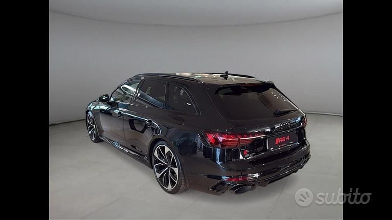 Usata Audi A4 Comfort 450 CV (330 kW) 2023 Nero Station wagon