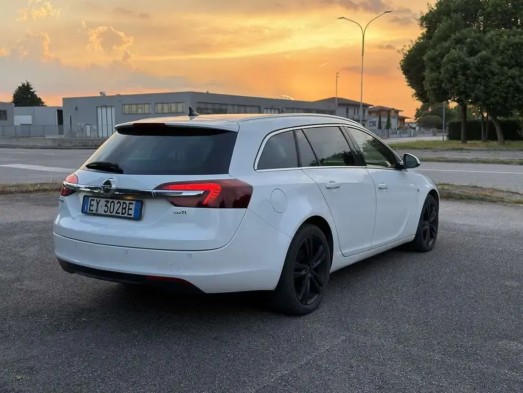 Usata Opel Insignia Business 163 CV (119 kW) 2015 Station wagon