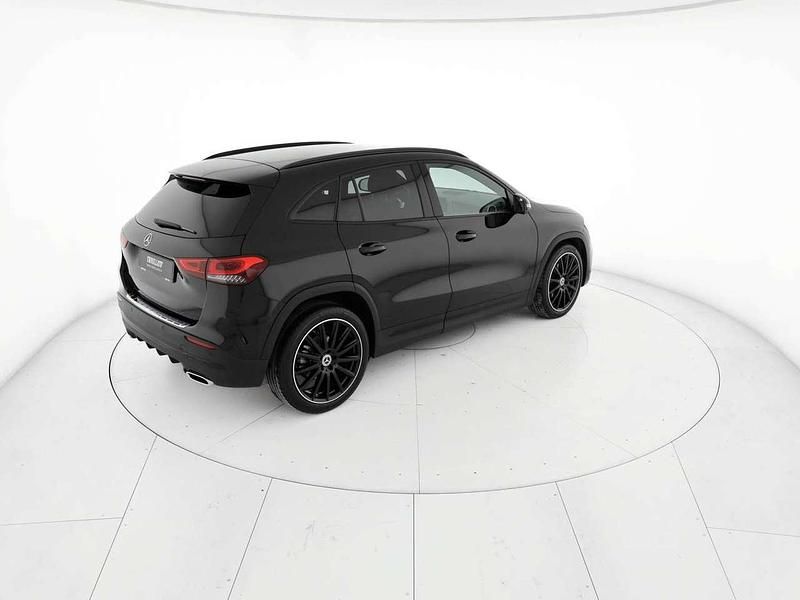 Usata Mercedes GLA200 Premium 150 CV (110 kW) 2022 Nero SUV