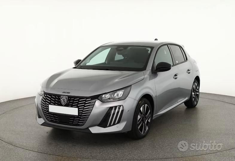 Usata Peugeot 208 Allure 110 CV (80 kW) 2025 Nero Utilitaria