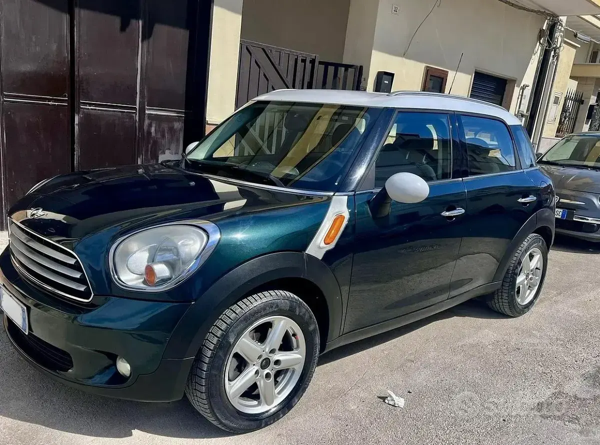 Usata Mini Cooper D Countryman 122 CV (89 kW) 2012 Verde SUV