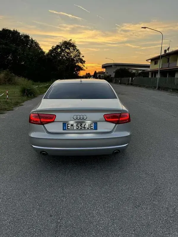 Usata Audi A8 250 CV (183 kW) 2012 Berlina