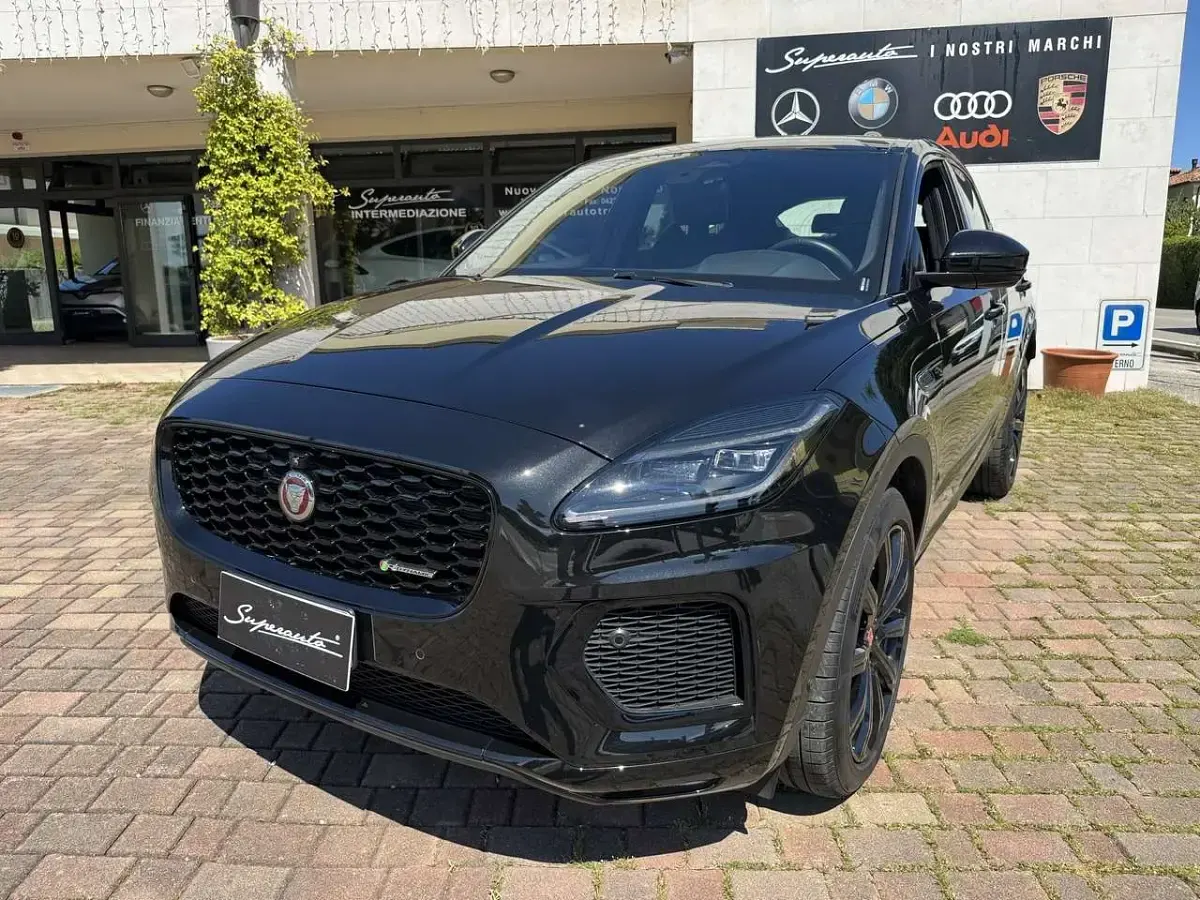 Usata Jaguar E-Pace R-Dynamic 200 CV (147 kW) 2021 Nero SUV