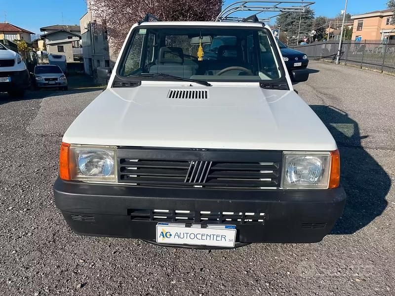 Usata Fiat Panda 4x4 Climbing 54 CV (39 kW) 2003 Bianco Utilitaria