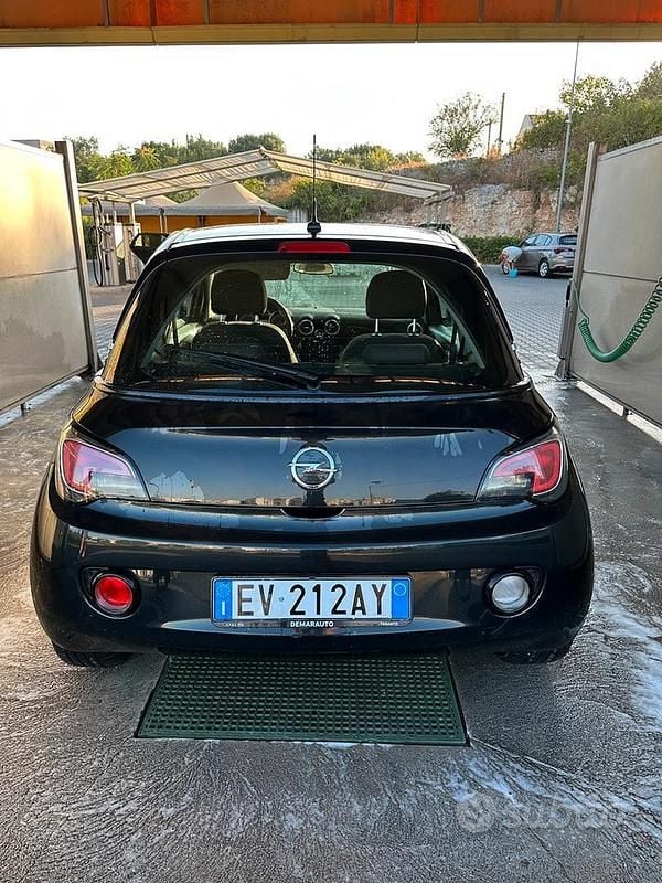 Usata Opel Adam 87 CV (63 kW) 2014 Nero Utilitaria