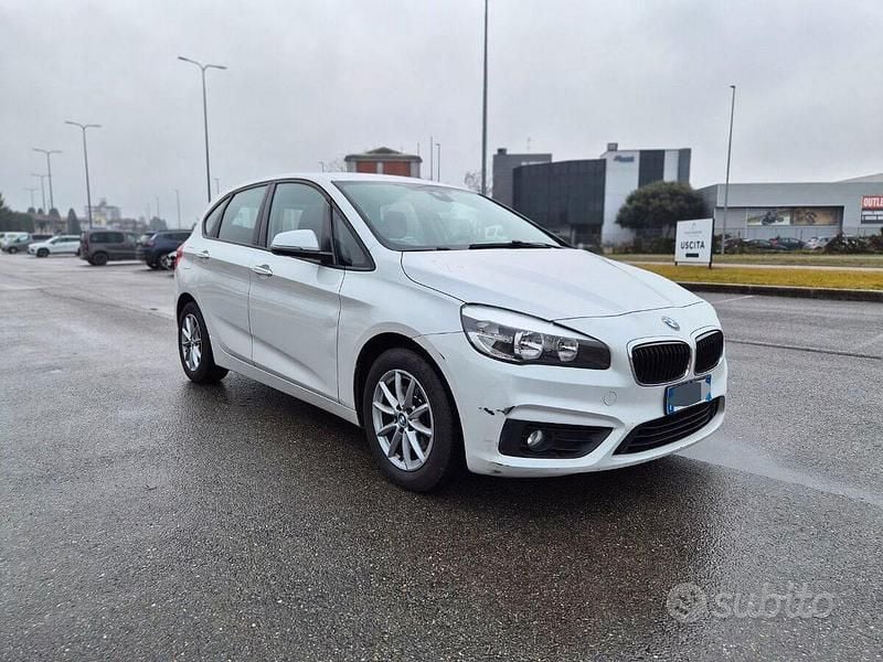 Usata BMW 216 Comfort Edition 116 CV (85 kW) 2017 Bianco Monovolume