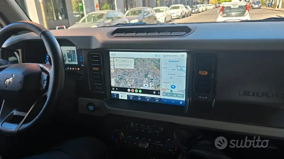 Nuova Ford Bronco 335 CV (246 kW) 2026 Grigio SUV