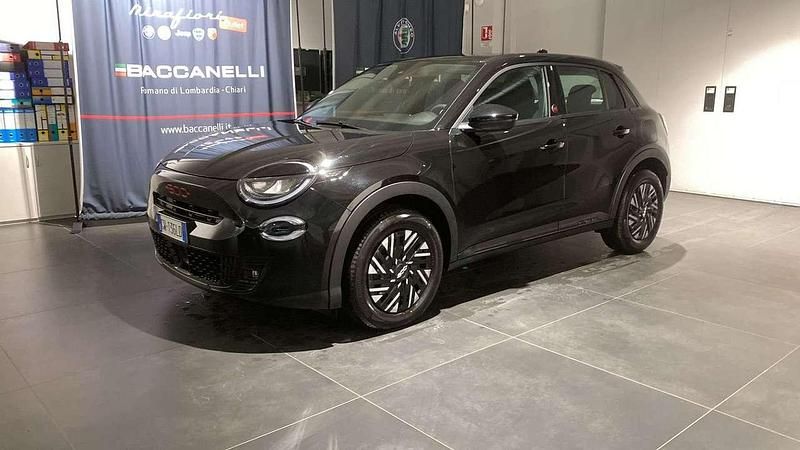 Usata Fiat 600E Red 61 kW (84 CV) 2024 Nero SUV