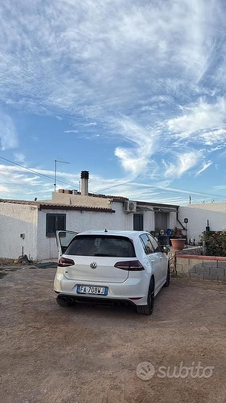 Usata VW Golf VII R 300 CV (220 kW) 2015 Bianco Berlina