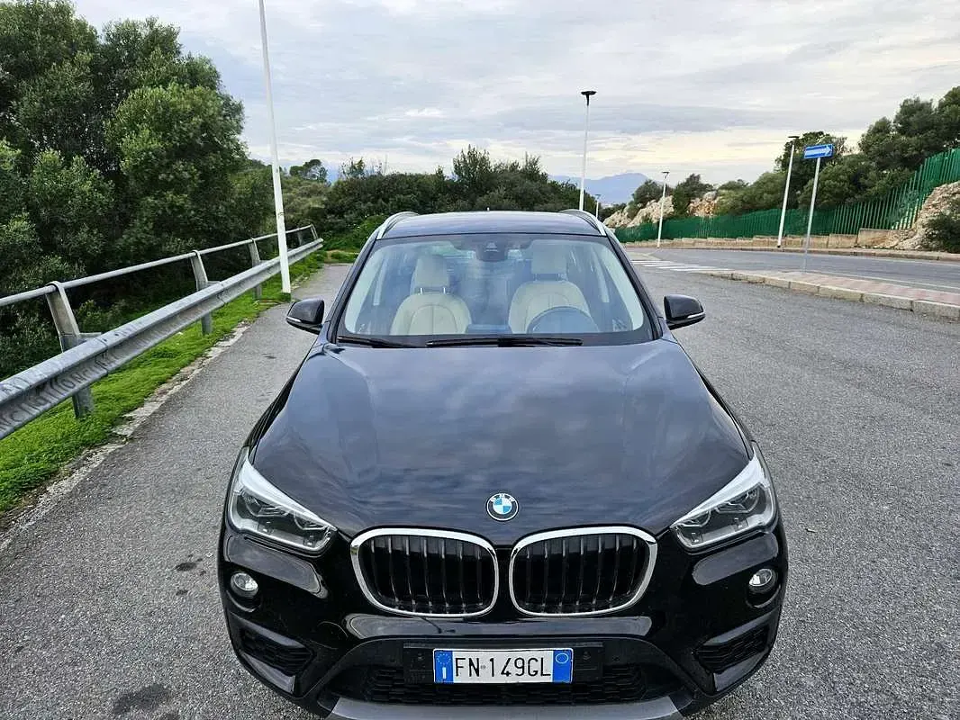 Usata BMW X1 Sport Line 116 CV (85 kW) 2018 Nero SUV