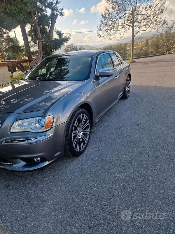 Usata Lancia Thema 239 CV (175 kW) 2013 Grigio Berlina