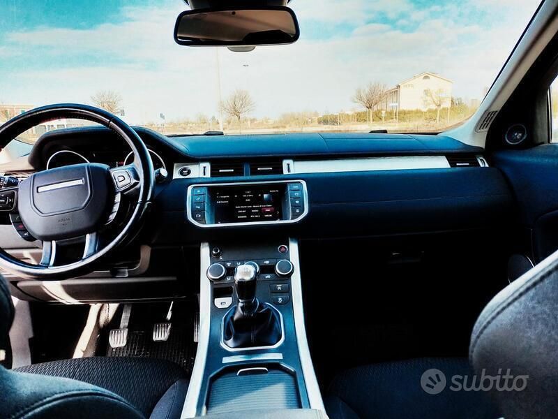 Usata Land Rover Range Rover evoque HSE Dynamic 150 CV (110 kW) 2017 Bianco SUV