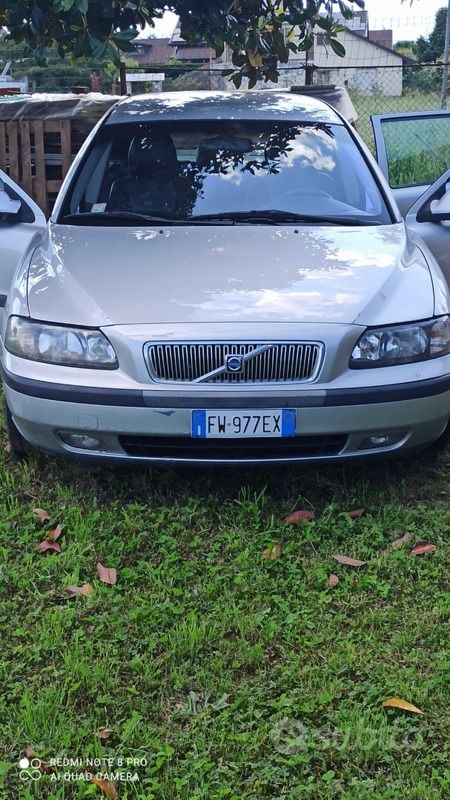 Usata Volvo V70 130 CV (95 kW) 2003 Grigio Station wagon