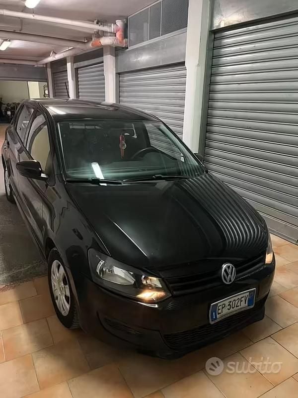 Usata VW Polo 90 CV (66 kW) 2012 Nero Utilitaria