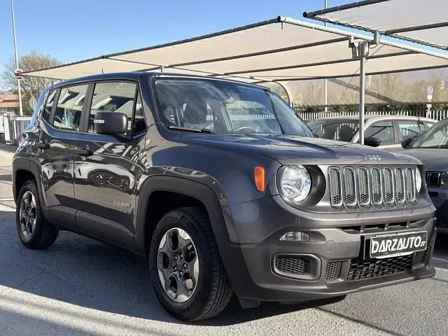 Usata Jeep Renegade Sport 110 CV (80 kW) 2017 Grigio scuro metallizzato SUV