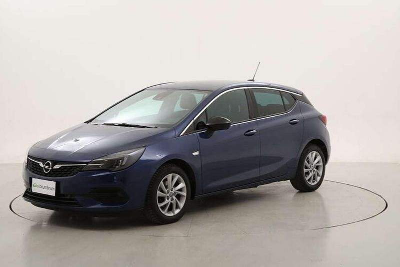 Usata Opel Astra Business Elegance 122 CV (89 kW) 2021 Blu Berlina