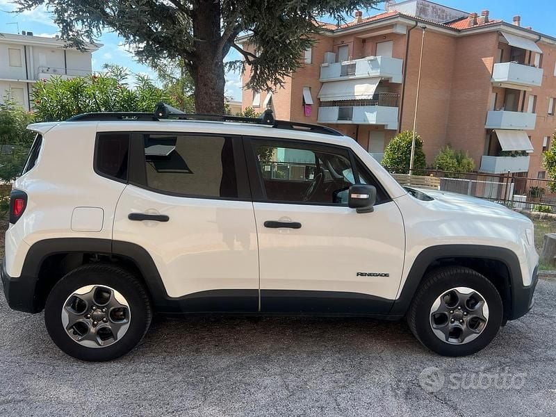 Usata Jeep Renegade 2015 Bianco SUV