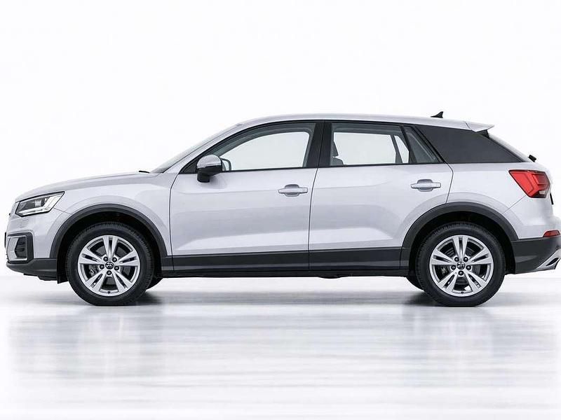 Usata Audi Q2 Admired 150 CV (110 kW) 2021 Argento SUV