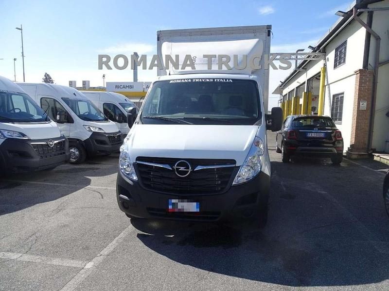 Usata Opel Movano 135 CV (99 kW) 2015 Bianco Furgone