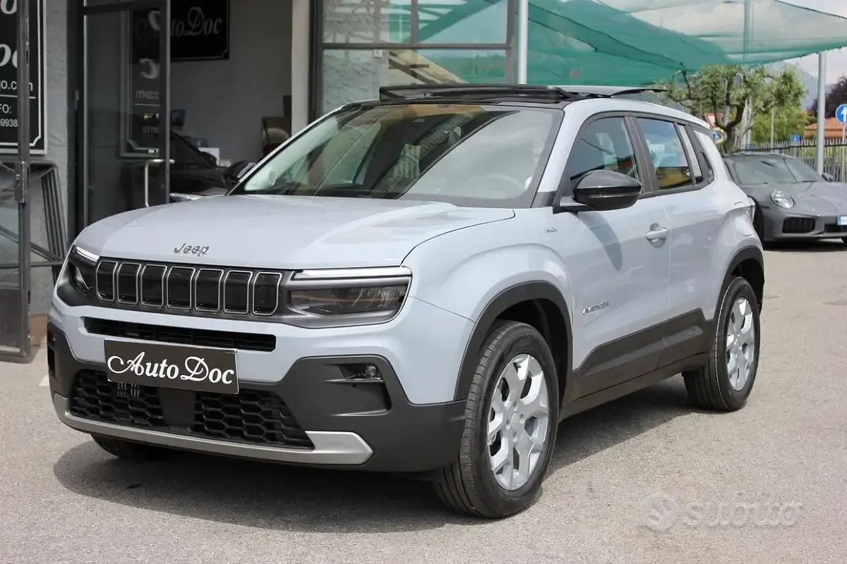 Nuova Jeep Avenger Altitude 101 CV (74 kW) 2026 Grigio SUV