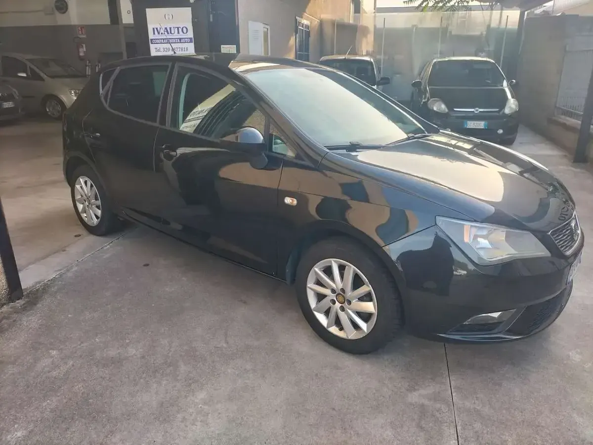 Usata Seat Ibiza Stylance 69 CV (50 kW) 2013 Nero Berlina