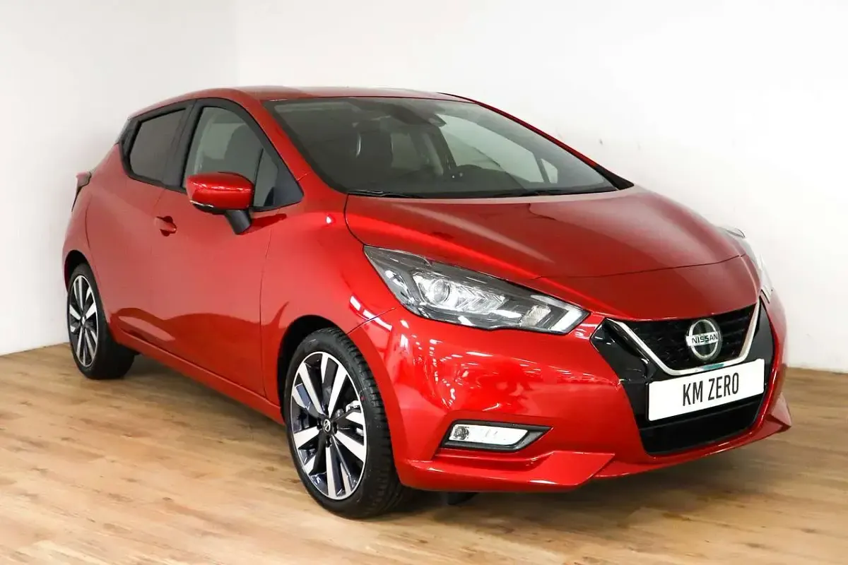 Usata Nissan Micra Tekna 125 CV (91 kW) 2023 Rosso Utilitaria