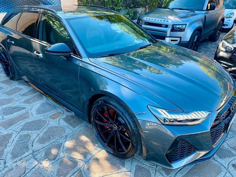 Usata Audi RS6 600 CV (441 kW) 2021 Grigio Station wagon