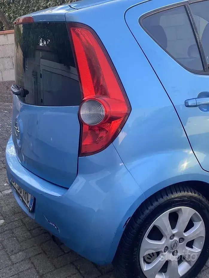 Usata Opel Agila 86 CV (63 kW) 2009 Bluazzurro Utilitaria