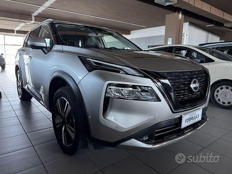 Usata Nissan X-Trail Tekna 213 CV (156 kW) 2022 Grigio SUV