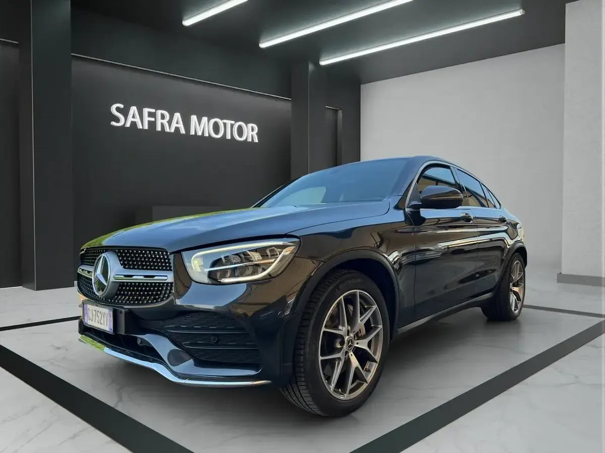 Usata Mercedes GLC220 Premium 194 CV (142 kW) 2022 Grigio grafite SUV