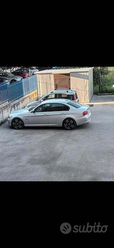 Usata BMW 320 177 CV (130 kW) 2009 Grigio Berlina
