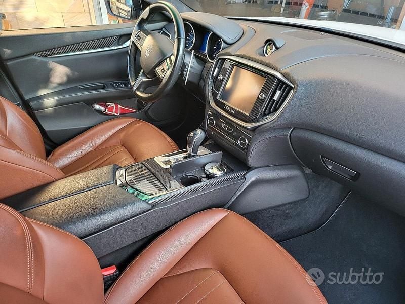 Usata Maserati GranSport 275 CV (202 kW) 2015 Bianco Berlina