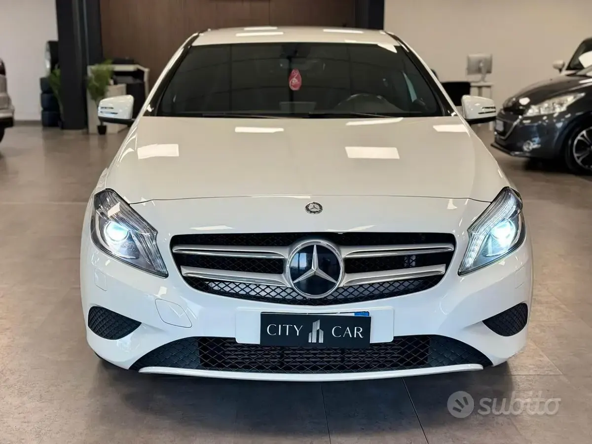 Usata Mercedes A180 Premium 109 CV (80 kW) 2014 Bianco Berlina