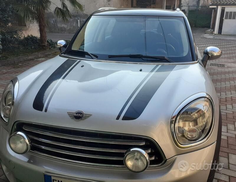 Usata 2012 Mini Countryman SUV | 10.000 € (Cara) - Immagine 1/4