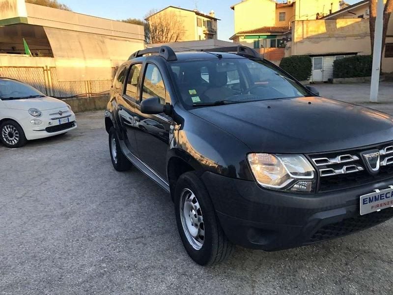 Usata Dacia Duster Ambiance 90 CV (66 kW) 2014 Nero SUV