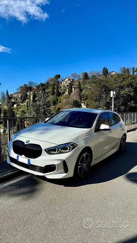Usata BMW 118 M Sport 136 CV (100 kW) 2023 Bianco Utilitaria